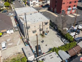 816 W 47th Street, Los Angeles CA 90037