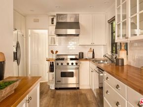 1954 Comstock Avenue, Los Angeles CA 90025