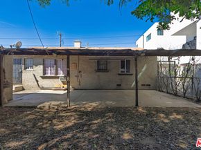 7626 Morella Avenue, North Hollywood CA 91605