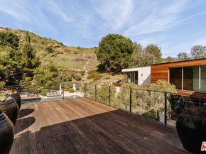 17731 Calle De Palermo, Pacific Palisades CA 90272