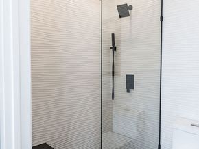 2500 Abbot Kinney Boulevard 11, Venice CA 90291