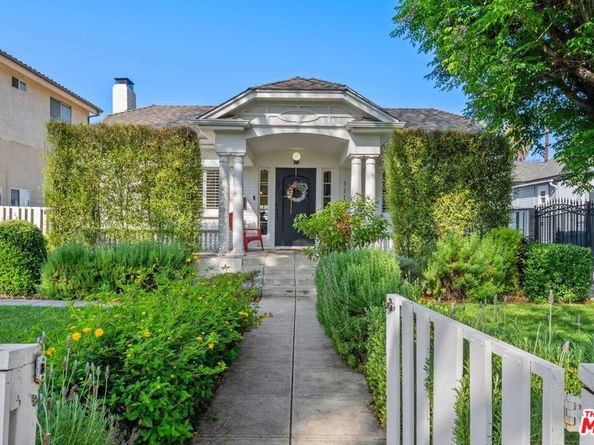 1117 S Manhattan Place, Los Angeles CA 90019