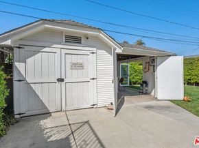 1117 S Manhattan Place, Los Angeles CA 90019