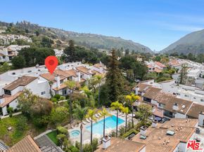 17169 Palisades Circle, Pacific Palisades CA 90272