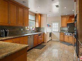 2201 Hillsboro Avenue, Los Angeles CA 90034