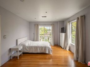 2201 Hillsboro Avenue, Los Angeles CA 90034