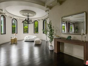 4705 Los Feliz Boulevard, Los Angeles CA 90027