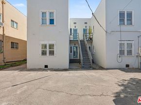 745 N Manhattan Place, Los Angeles CA 90038