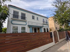 745 N Manhattan Place, Los Angeles CA 90038