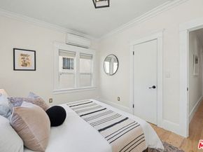 745 N Manhattan Place, Los Angeles CA 90038