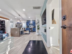 2016 10th Avenue, Los Angeles CA 90018