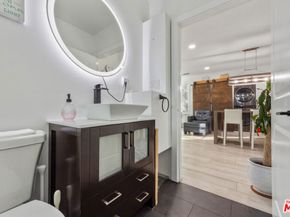 2016 10th Avenue, Los Angeles CA 90018