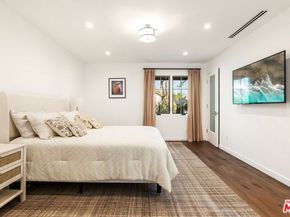 133 N La Jolla Avenue, Los Angeles CA 90048