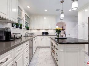 10575 Cushdon Avenue, Los Angeles CA 90064