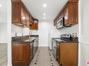 10757 Hortense Street 303, North Hollywood CA 91602