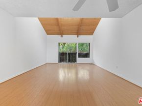 18350 Hatteras Street 253, Tarzana CA 91356