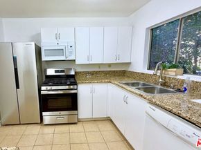 18350 Hatteras Street 253, Tarzana CA 91356