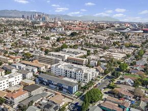 1271 W 39th Place, Los Angeles CA 90037