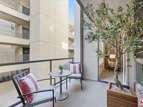 13044 Pacific 207, Playa Vista CA 90094