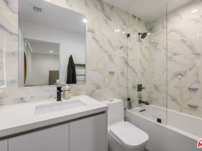 1426 N Sycamore Avenue, Los Angeles CA 90028