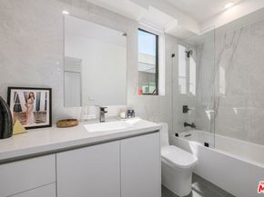 1426 N Sycamore Avenue, Los Angeles CA 90028