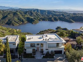 2180 Stradella Road, Los Angeles CA 90077