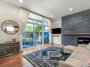 5326 Fairview Boulevard 3, Los Angeles CA 90056