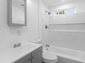 820 W 76th Street, Los Angeles CA 90044