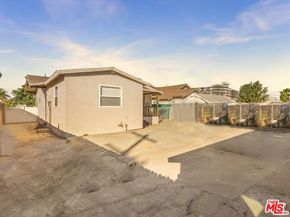 820 W 76th Street, Los Angeles CA 90044
