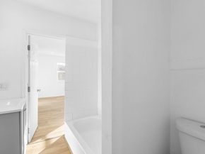 820 W 76th Street, Los Angeles CA 90044