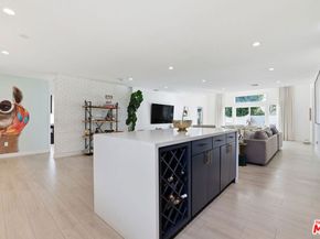 17460 Cohasset Street, Van Nuys CA 91406