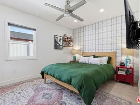 17460 Cohasset Street, Van Nuys CA 91406