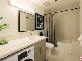 825 E 4th Street 110, Los Angeles CA 90013