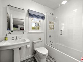 850 Birchwood Drive, Los Angeles CA 90024