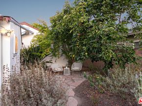 1809 N Rose Street, Burbank CA 91505