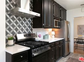 1809 N Rose Street, Burbank CA 91505