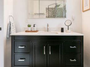 1809 N Rose Street, Burbank CA 91505