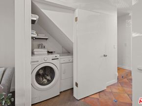 2500 Abbot Kinney Boulevard 7, Venice CA 90291