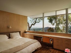 1531 N Tigertail Road, Los Angeles CA 90049