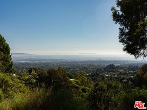 1531 N Tigertail Road, Los Angeles CA 90049