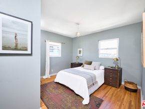 1835 7th Street D, Santa Monica CA 90401