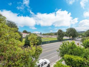 4541 Colfax Avenue 101, North Hollywood CA 91602