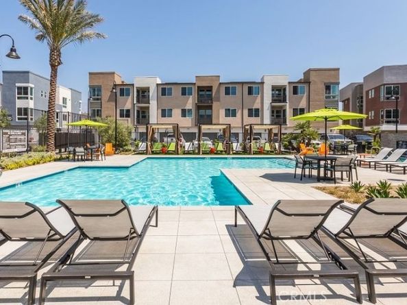980 N Tangent Privado 303, Ontario CA 91764