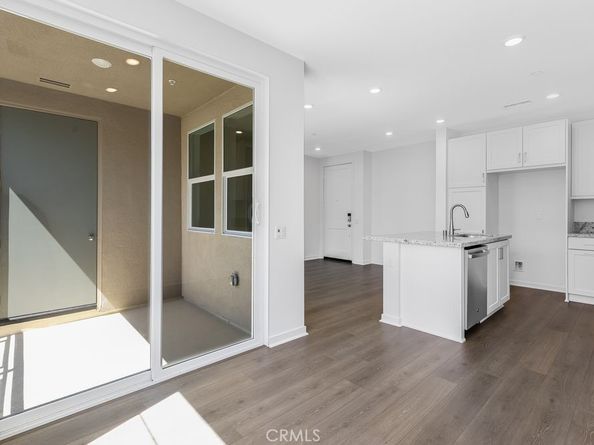 980 N Tangent Privado 303, Ontario CA 91764