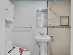 516 N Moore Avenue A, Monterey Park CA 91754