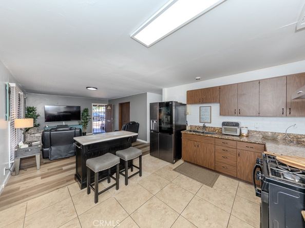 616 S Boxwood Street, Anaheim CA 92802