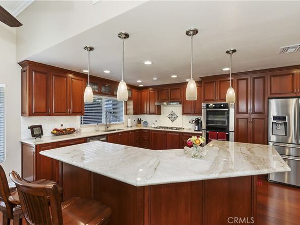 5215 E Playano Avenue, Orange CA 92867