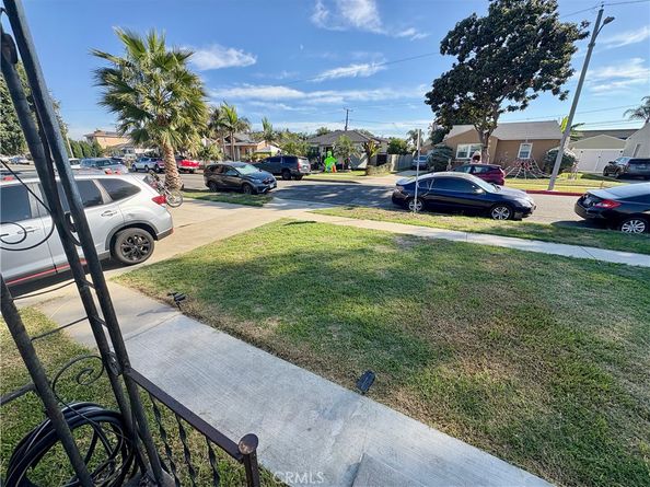 2539 E 219th Place, Carson CA 90810