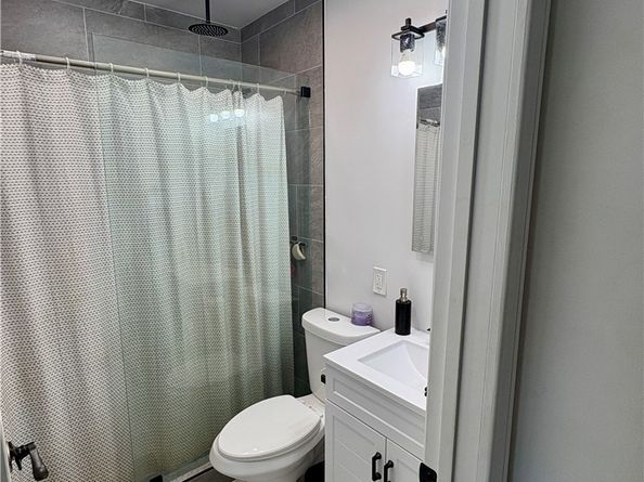 2539 E 219th Place, Carson CA 90810