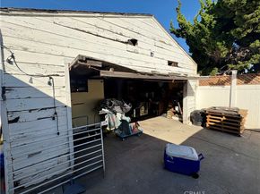 2539 E 219th Place, Carson CA 90810